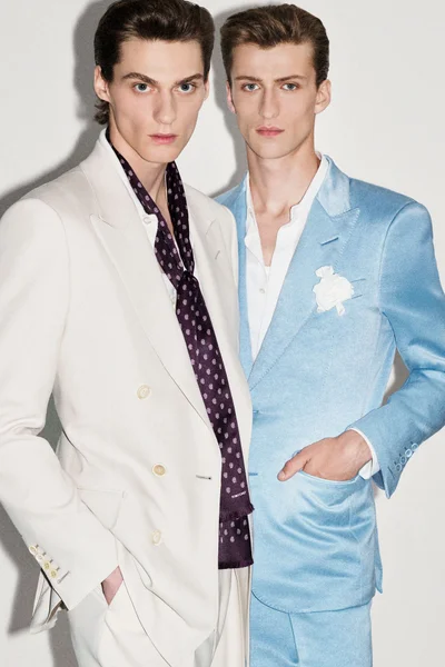 Look 33